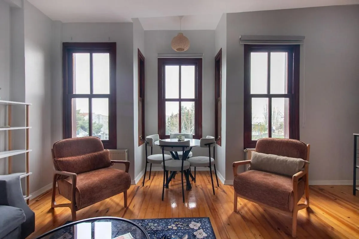 Historic 4Br 4Ba Mansion Seaview Yedikule Old Town Apartment Istanbul